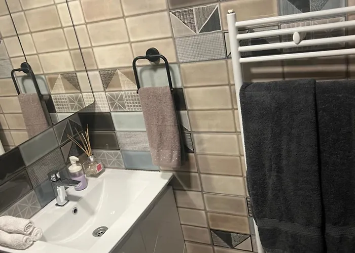 Cozy Apartment, By Paradise Mall アパート ソフィア