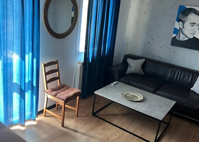 Cozy Apartment, By Paradise Mall * ソフィア